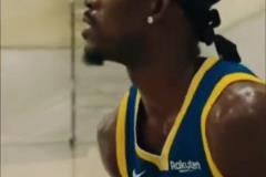 備戰(zhàn)火箭！巴特勒身穿勇士30號(hào)訓(xùn)練三分！三分連中玄學(xué)加成？