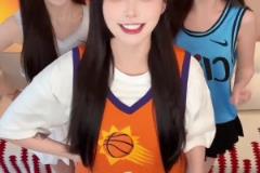 愛德華茲：我們的助教可能是聯(lián)盟最強(qiáng)一檔！