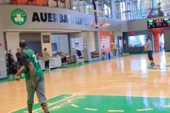 庫里表妹 庫里媽媽 庫里舅媽 庫里妹妹