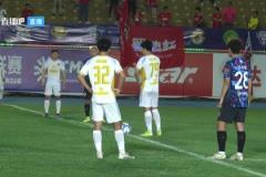 一個(gè)鏡頭完美展現(xiàn)藍(lán)黑隊(duì)副與藍(lán)黑太子爺之間的關(guān)系?