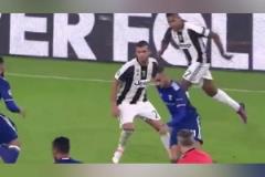 旋轉(zhuǎn)跳躍，我閉著眼，哎？我球呢？