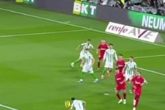 真有點東西！貝蒂斯官方發(fā)布安東尼射門配文：多么接近??！