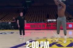 嚴(yán)陣以待！詹姆斯提前4小時(shí)抵達(dá)球館進(jìn)行熱身