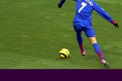 下黑腳啊??薩卡被踩這下看著真疼，伊鎮(zhèn)球員被直紅罰下