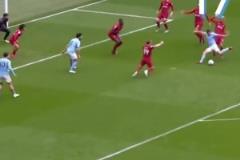 喜歡把球傳進(jìn)球門，這就是曼城的美麗足球！