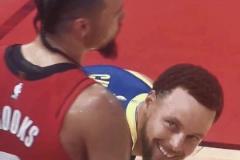 后16投12中！不知道庫里今天的表現(xiàn)能否得到狄龍的尊重