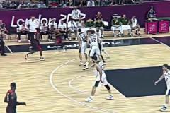 太勁爆了！國際比賽的威少有多猛？身體碾壓一切對(duì)手！