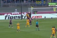 塔雷米補(bǔ)射空門被封堵！主裁吹了勞塔羅侵犯門將犯規(guī)在先！