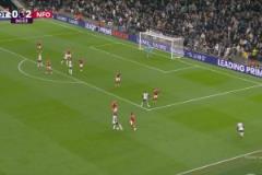 波羅右路傳中理查利森頭球破門，熱刺扳回一球1-2森林！