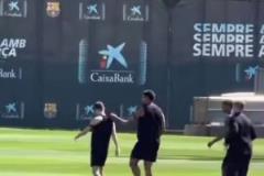 阿勞霍是唯一一位能如此壓制亞馬爾和加維的球員