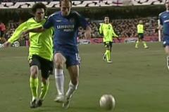 沒脫發(fā)的羅本單挑長發(fā)飄飄的梅西