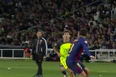 無敵！西甲官推狂吹佩德里神級領(lǐng)球：佩德里第N次展現(xiàn)大師風(fēng)范?