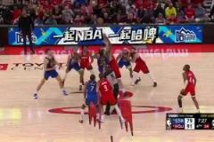 同一起跑線！格林賽后和申京擊掌慶祝，庫里站在場內(nèi)久久未離開！