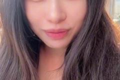 大老師：今天來吃份哈蘭德同款三明治，這大小很適合他的嘴巴