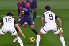 真的像那年梅西！慢放看亞馬爾小頻率擺腿過人，全是天賦啊