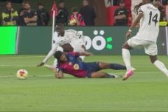 皇馬被動(dòng)換人！門迪開(kāi)場(chǎng)9分鐘受傷被弗蘭-加西亞換下！