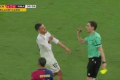 雙方激烈對(duì)抗！皇馬反擊馬丁鏟倒瓊阿梅尼染黃！