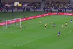 橫濱水手扳回一城！渡邊皓太禁區(qū)內(nèi)低射得手！