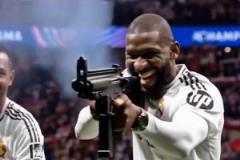 暴怒被罰下！呂迪格AI視頻重出江湖