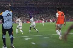 進(jìn)場(chǎng)怒噴裁判！巴斯克斯最后時(shí)刻染紅！