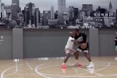 等你滿血?dú)w來！回顧巴特勒此前的訓(xùn)練，各種進(jìn)攻技巧信手掂來！