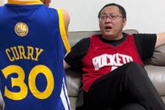 火蜜演繹火箭G2擊敗勇士：小學生站有站相，搖頭晃腦像什么樣子