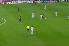 14年前的今天-梅西成就了布斯克茨歐冠史上最輕松助攻