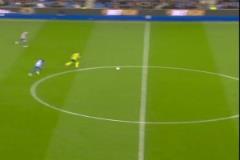 輕巧挑射！特羅薩德的這個(gè)進(jìn)球讓人想起桑切斯