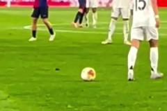 加維別看個(gè)子小，硬剛貝林厄姆不慣著你