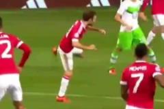 妙筆生花！曼聯(lián)：這一球，簡直就是藝術(shù)！