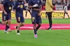 難以置信的比賽！網(wǎng)紅帶你現(xiàn)場零距離感受國家德比的氛圍！