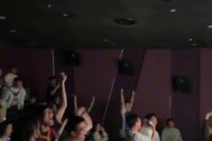 國內(nèi)勇蜜線下組織看G4比賽 當(dāng)巴特勒關(guān)鍵防守點燃全場！