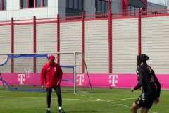 奧利塞：聽說你孔帕尼是世界級中衛(wèi)？我來會會你！