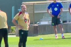 讓德國(guó)人發(fā)瘋……巴薩今日訓(xùn)練有一半人遲到，弗里克很無(wú)奈