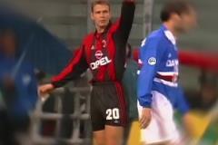 太霸氣了！這個(gè)男人的頭球，自帶弧線！