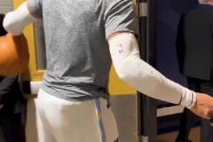 今天不僅把老東家打哭了，還把威蜜打哭了，少爺牛逼