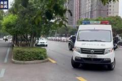 央視直擊：押解李鐵的車輛已到達(dá)法院，李鐵此前不服判決上訴