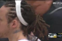 拿下天王山！約基奇、戈登等人賽后十分淡定，威少這是在找誰呢？