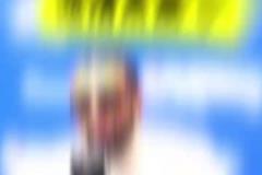 為什么對斯潘塞意見這么大？狄龍：他話太密了！