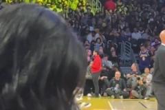 愛德華茲賽后球員通道模仿詹密夏普：Lakers in 5！