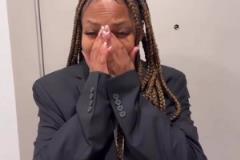 逆風(fēng)翻盤？美媒調(diào)侃：獨(dú)行俠總經(jīng)理哈里森在看到湖人出局后的反應(yīng)