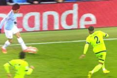 技術(shù)是否會(huì)隨著年齡增長(zhǎng)而下降？至少，在38歲的梅西身上沒(méi)有體現(xiàn)