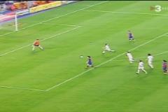 處子球！20年前的五月第一天，梅西打進(jìn)了個(gè)人西甲首球