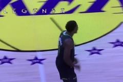 愛德華茲最后時刻對詹姆斯噴垃圾話原聲曝光：恭喜我XX的隊友！戈貝爾拿了30分！