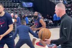 背水一戰(zhàn)！哈登賽前熱身連中三分 本場能否觸底反彈？