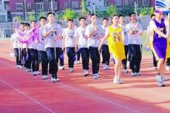 某中學辦運動會2024級24班同學集體身穿科比24號球衣