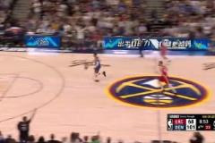 今天威少真香！威少搶斷后輕松扣籃輕取兩分