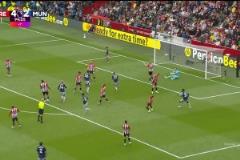 阿瑪?shù)碌?4分鐘內(nèi)切勁射破門，曼聯(lián)連追兩球仍3-4落后