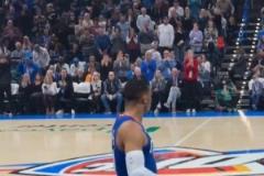 威少每次回雷霆主場(chǎng)全場(chǎng)球迷都?xì)g呼，這次季后賽交手還會(huì)嗎？