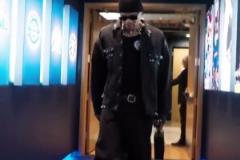 威少賽前激情穿搭：最喜歡少爺這種不羈的畫風?。? title=